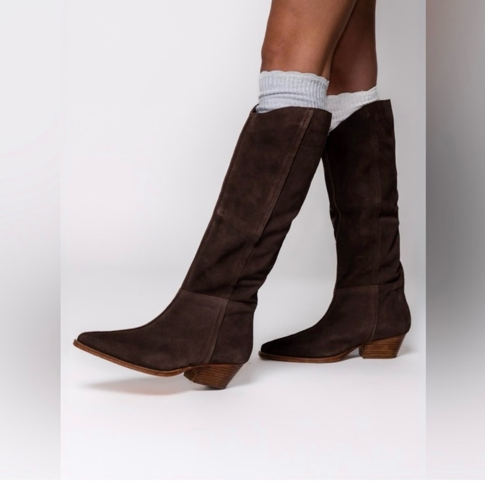 Free People Fudgesicle Sway 2.0 Low Slouch Suede Tall Boots New in Box 38.5 - Picture 3 of 7